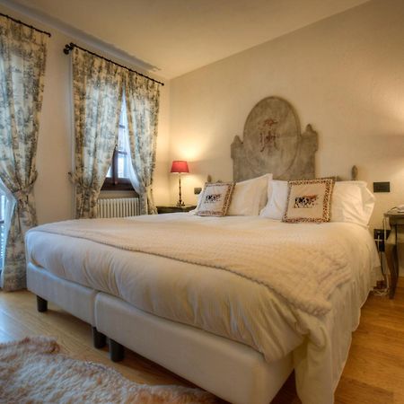 Hotel La Grange - Animal Chic Hotel Courmayeur Bagian luar foto