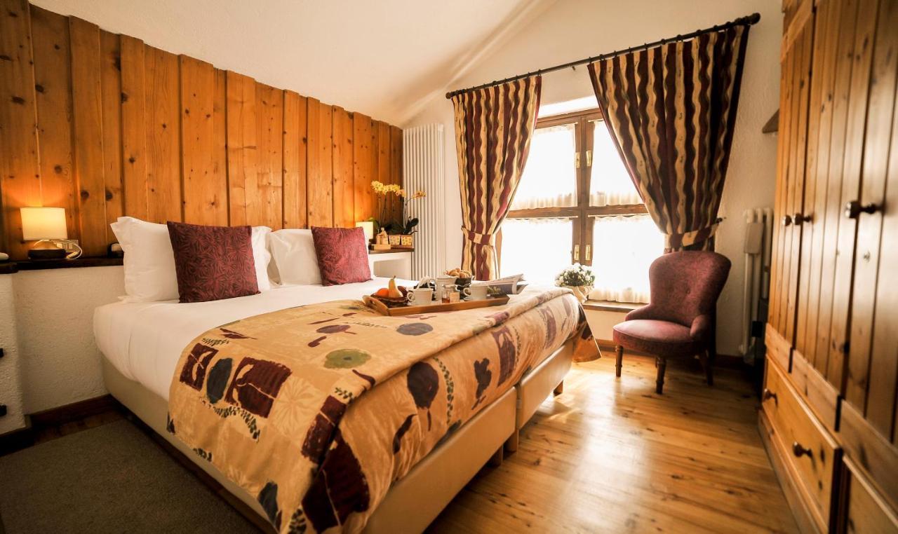 Hotel La Grange - Animal Chic Hotel Courmayeur Bagian luar foto